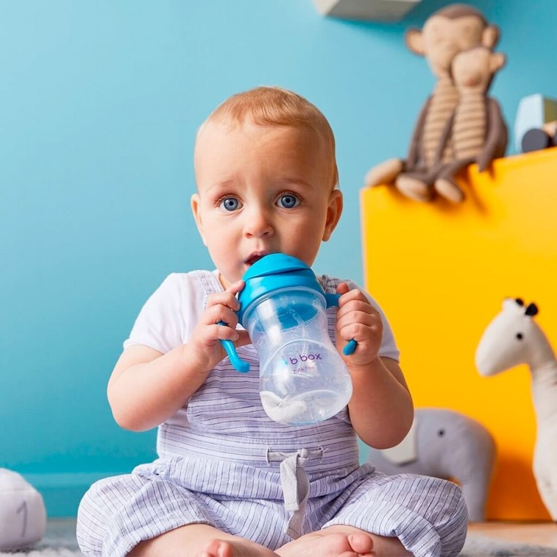 How to Introduce a Sippy Cup